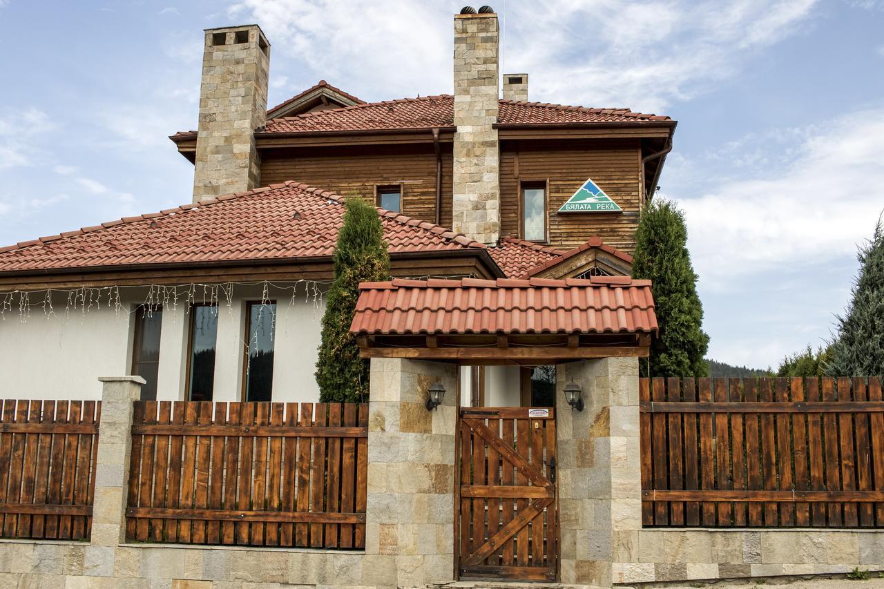 ساموكوف Boutique Hotel The White Pine المظهر الخارجي الصورة