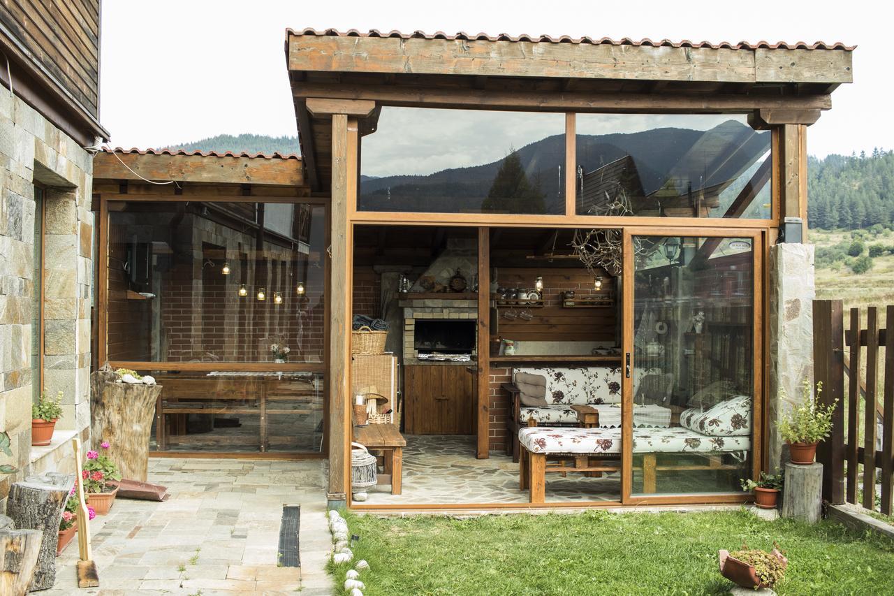 ساموكوف Boutique Hotel The White Pine المظهر الخارجي الصورة